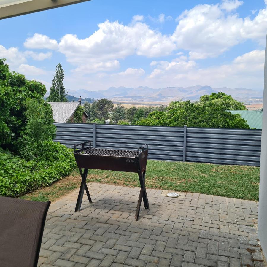 Апартаменты Clarens Escape Экстерьер фото